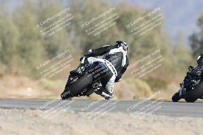 media/Oct-04-2025-CVMA (Sat) [[408bcdd6e4]]/Race 13-Amateur Supersport Open/